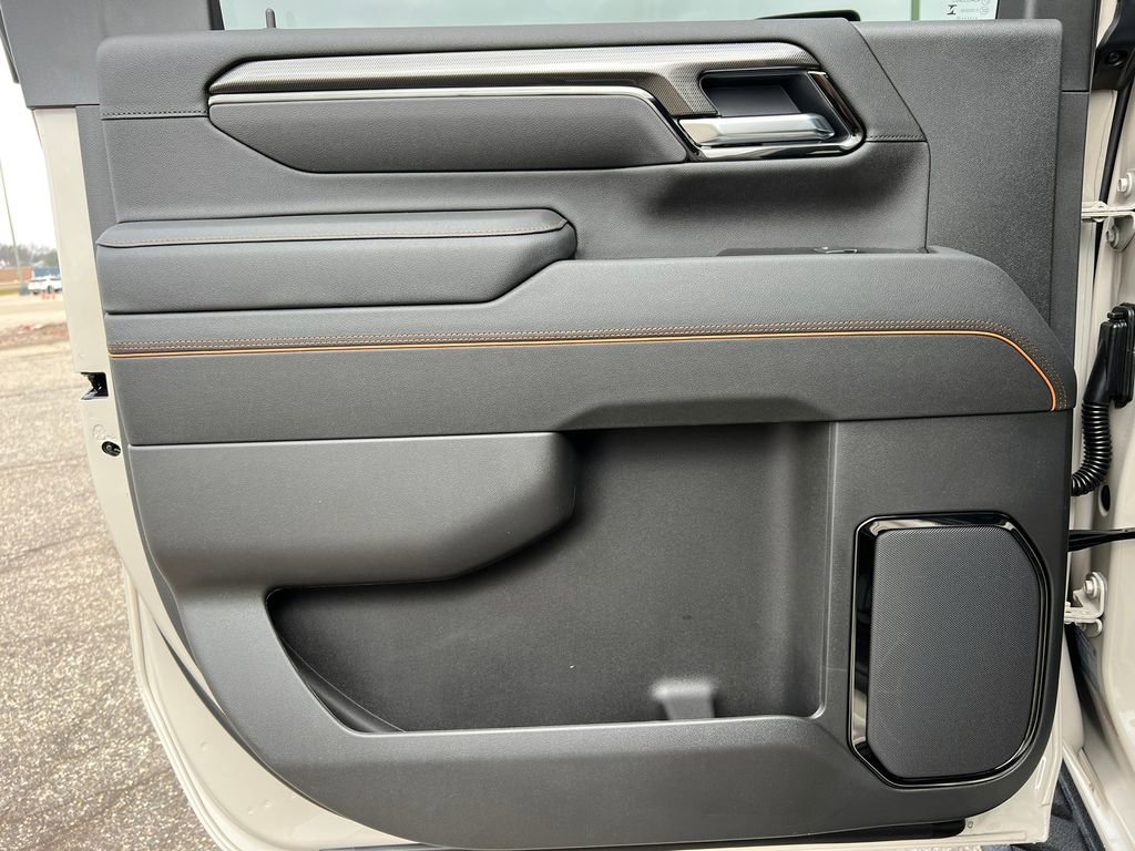 New 2026 GMC Sierra 2500 AT4 w/ AT4 Premium Plus Package image 44