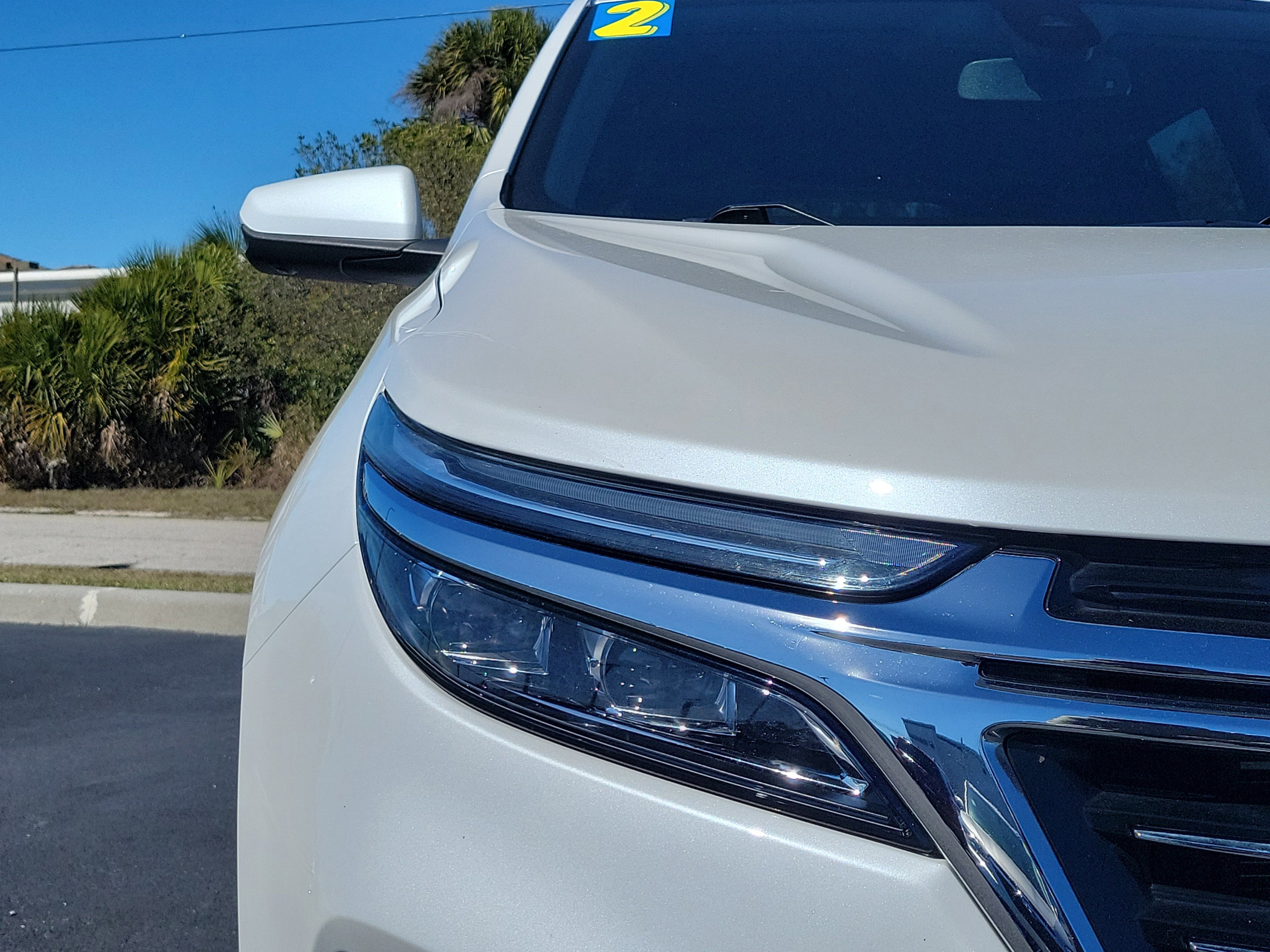 Used 2022 Chevrolet Equinox Premier image 7