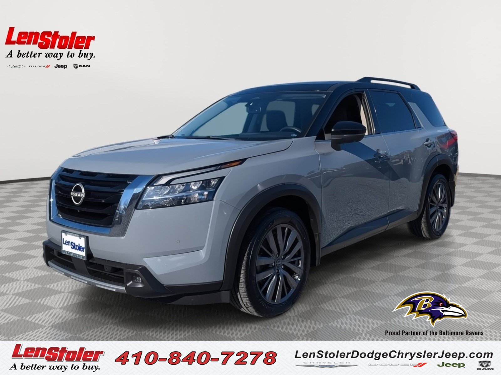 Used 2022 Nissan Pathfinder SL w/ SL Premium Package image 1