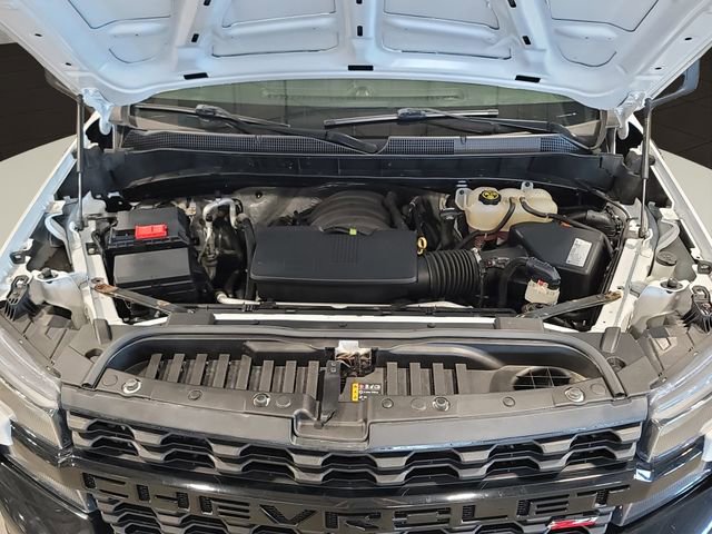 Used 2020 Chevrolet Silverado 1500 Custom Trail Boss w/ Custom Convenience Package AWD/4WD image 32