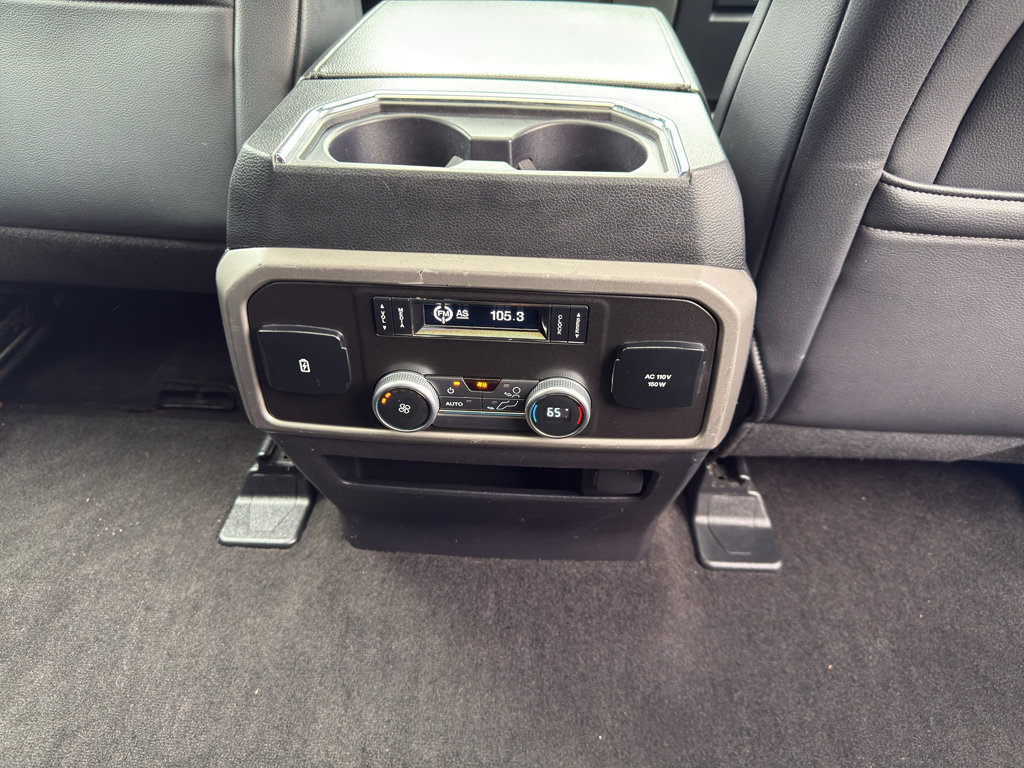 Used 2019 Ford Expedition XLT w/ Equipment Group 202A AWD/4WD image 30