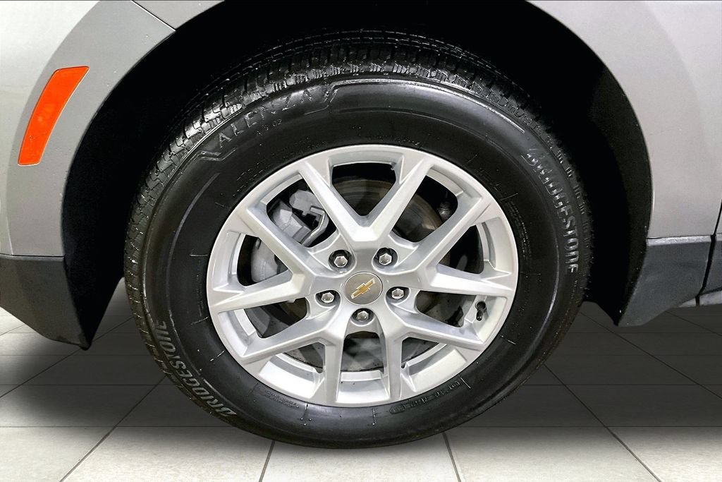 Used 2024 Chevrolet Equinox LT AWD/4WD image 12