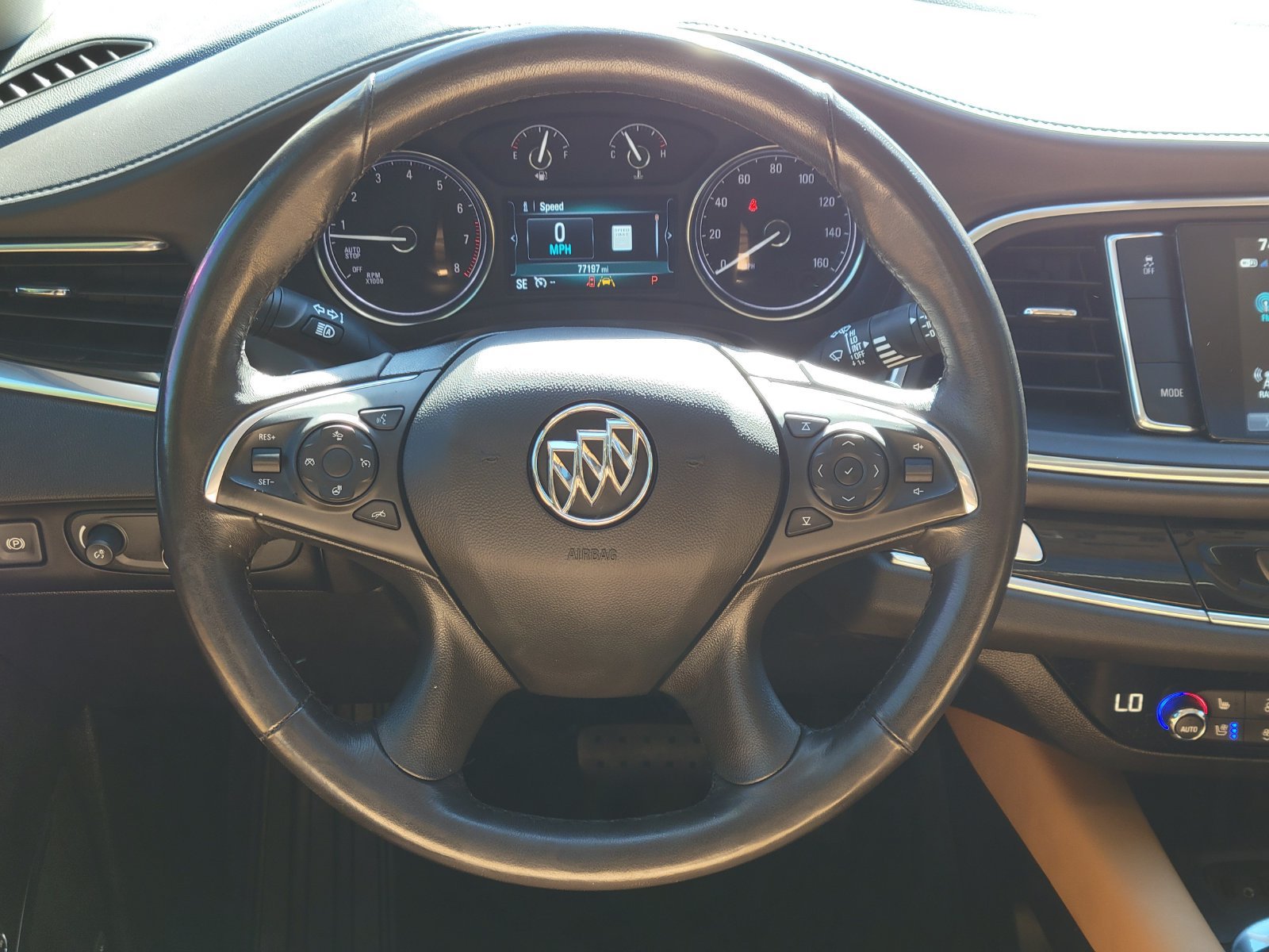 Used 2019 Buick Enclave Premium w/ Experience Buick Package FWD image 30