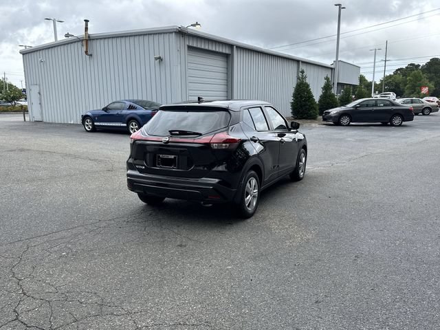 New 2025 Nissan Kicks Play S FWD image 5