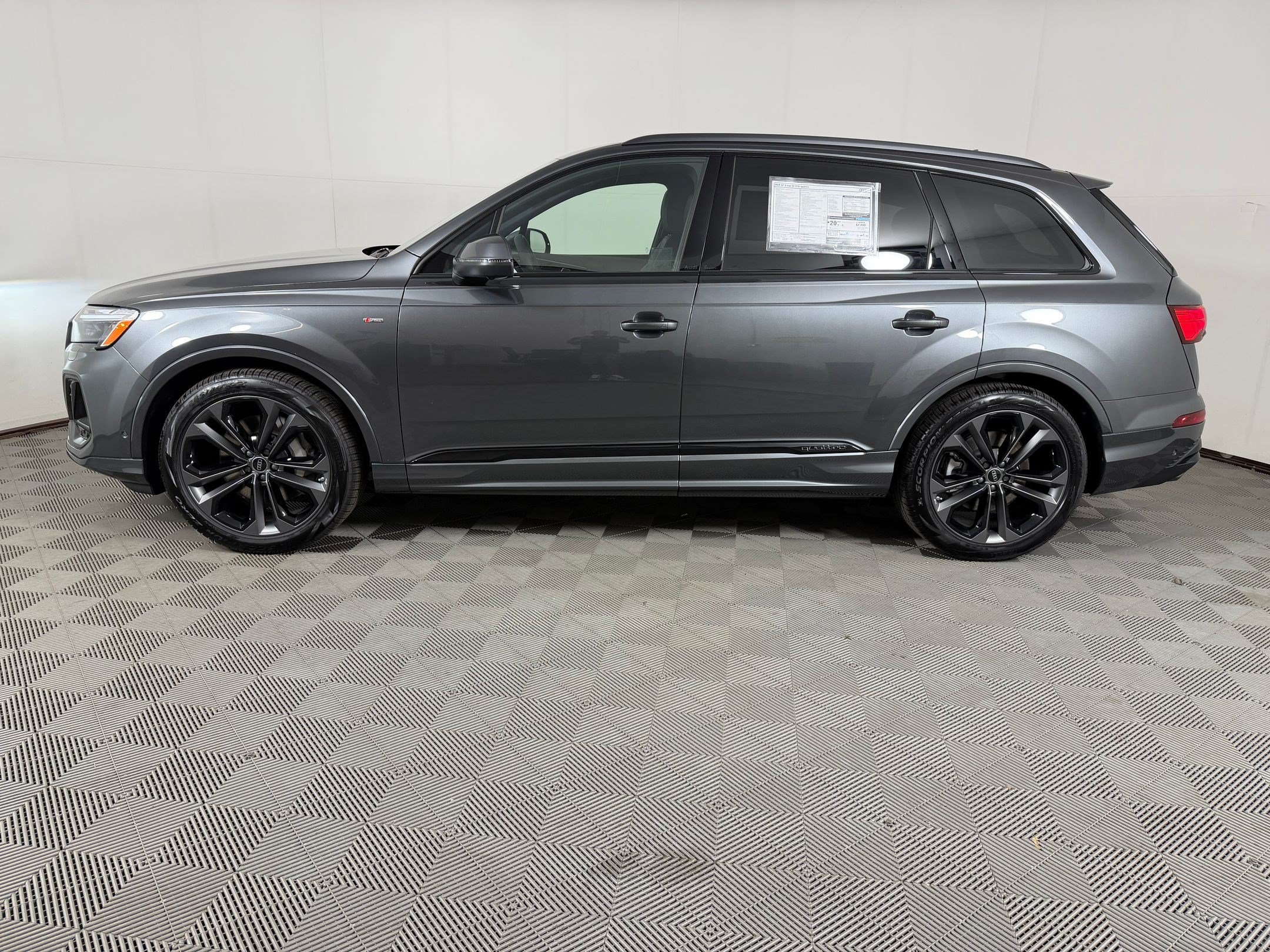 New 2026 Audi Q7 Premium Plus AWD/4WD image 2