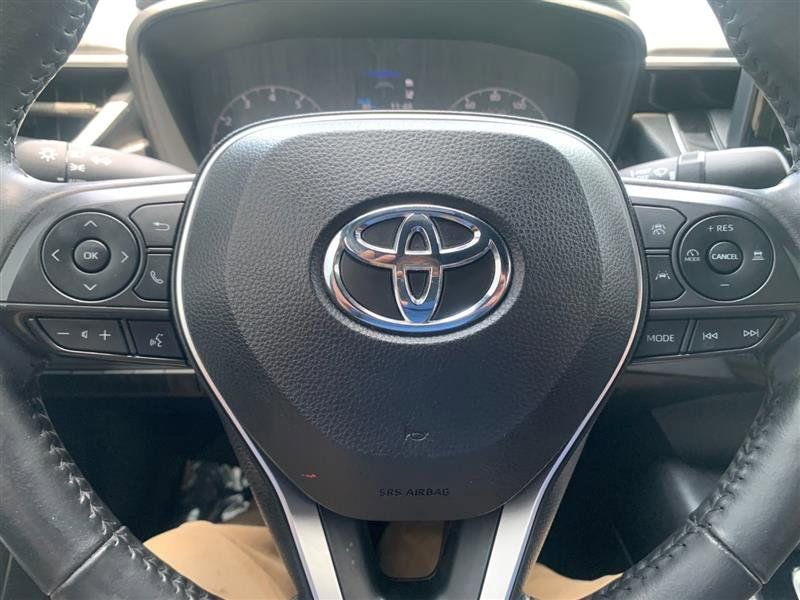 Used 2023 Toyota Corolla SE w/ SE Premium Package image 18