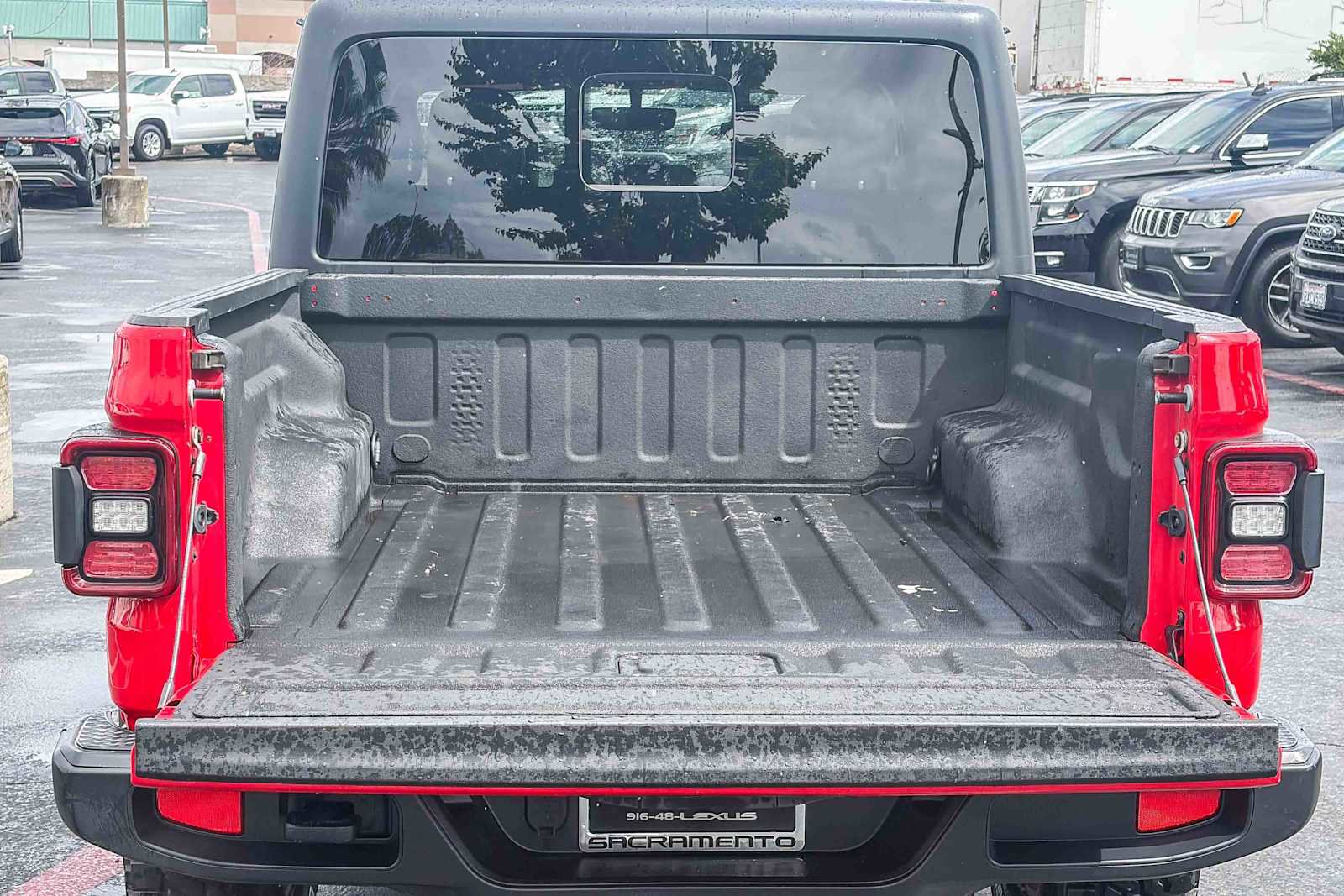 Used 2020 Jeep Gladiator Overland image 25