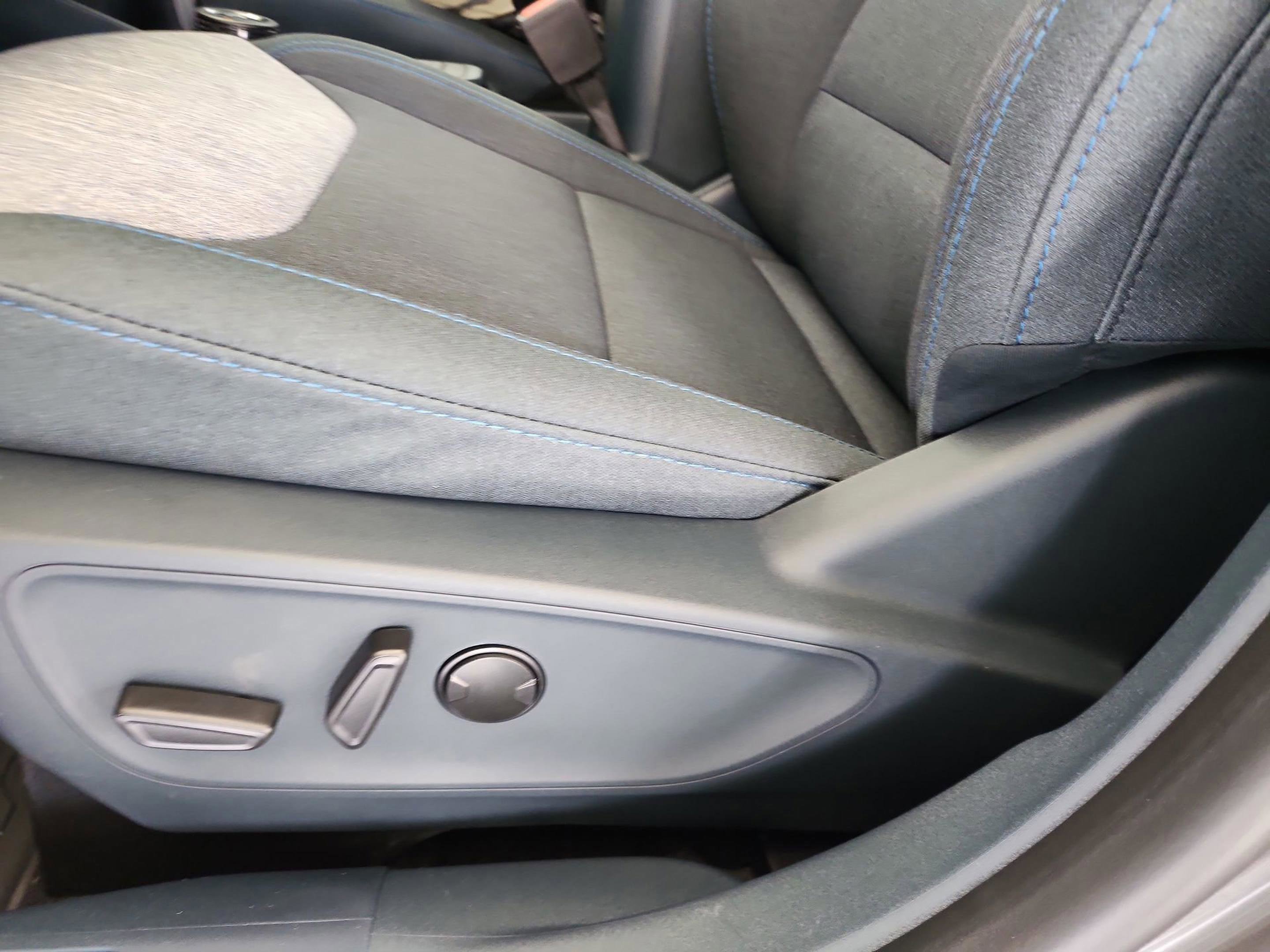 New 2026 Ford Maverick XLT w/ Equipment Group 301A image 13