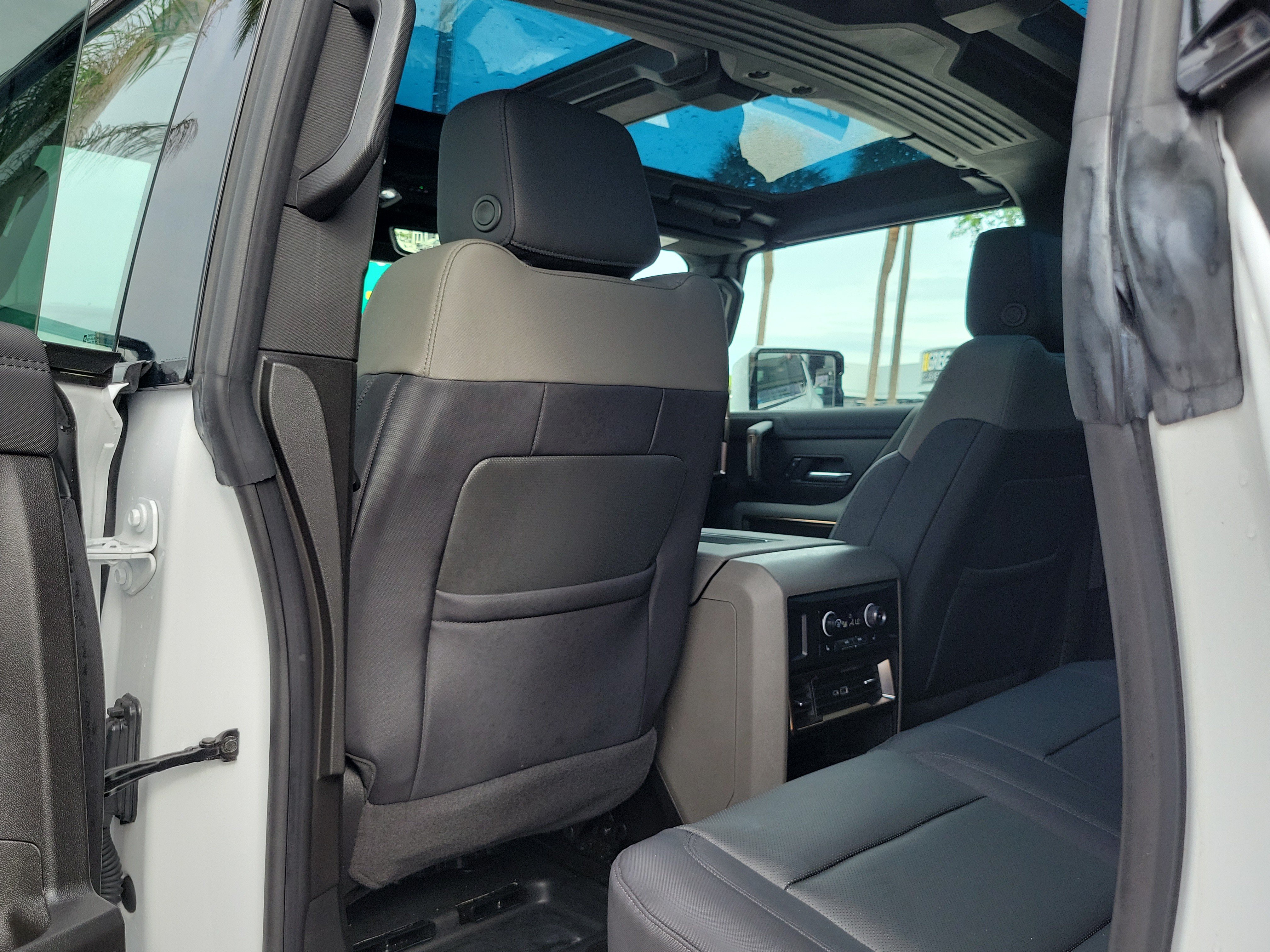 Used 2025 GMC Hummer EV 2X AWD/4WD image 15