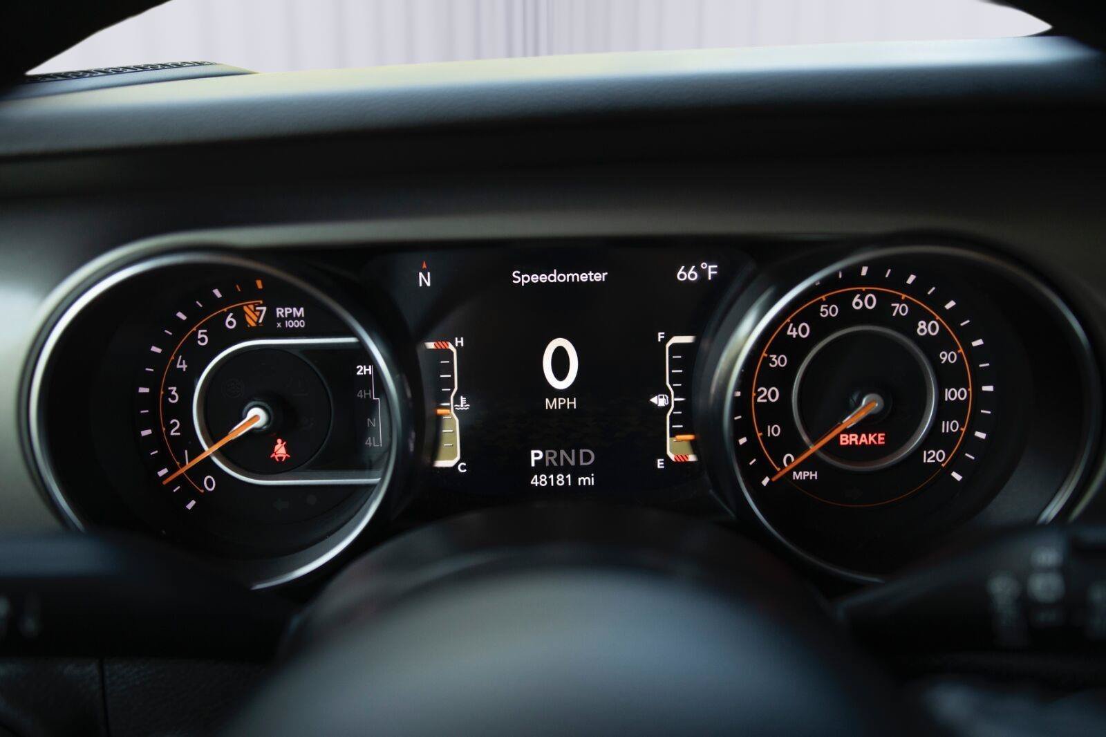 Used 2021 Jeep Wrangler Sport AWD/4WD image 4