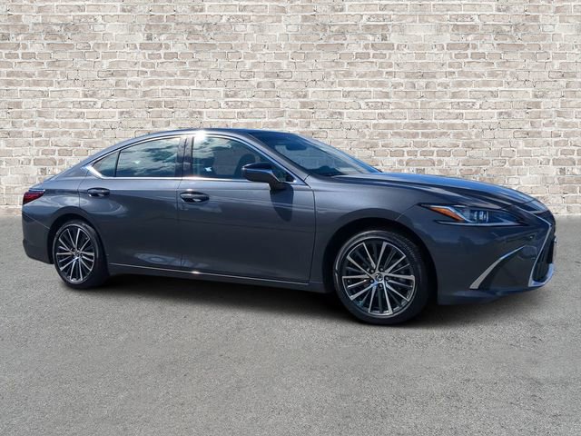 Used 2025 Lexus ES 350 w/ Premium Package FWD image 1