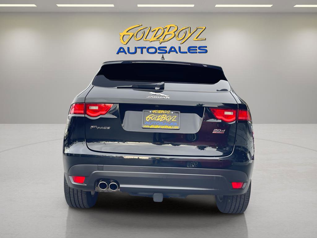 Used 2018 Jaguar F-PACE Premium image 4