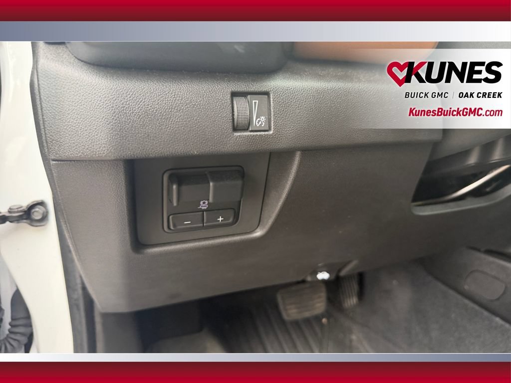 Used 2024 GMC Canyon AT4 w/ AT4 Premium Package AWD/4WD image 19