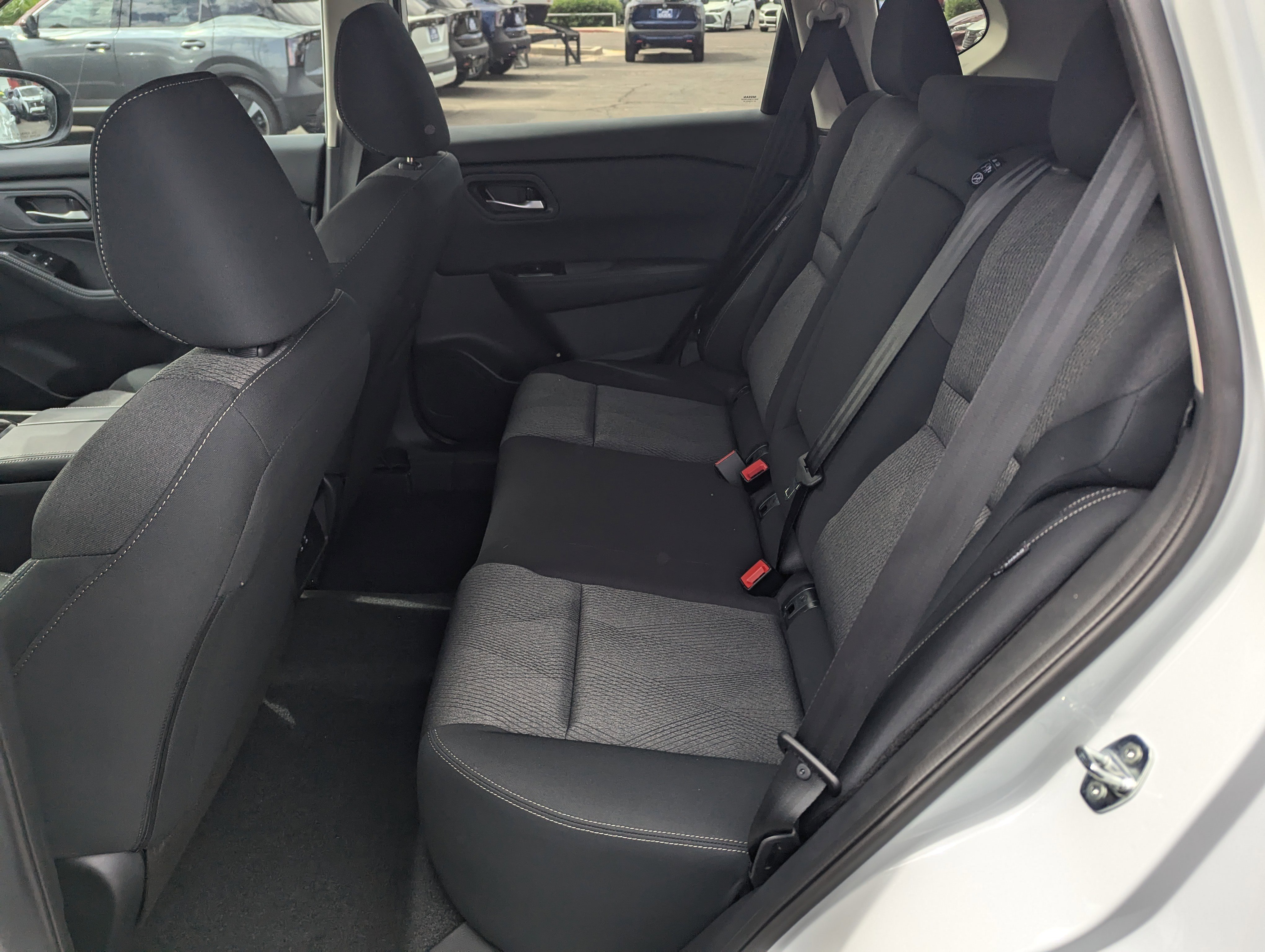 New 2026 Nissan Rogue SV image 8