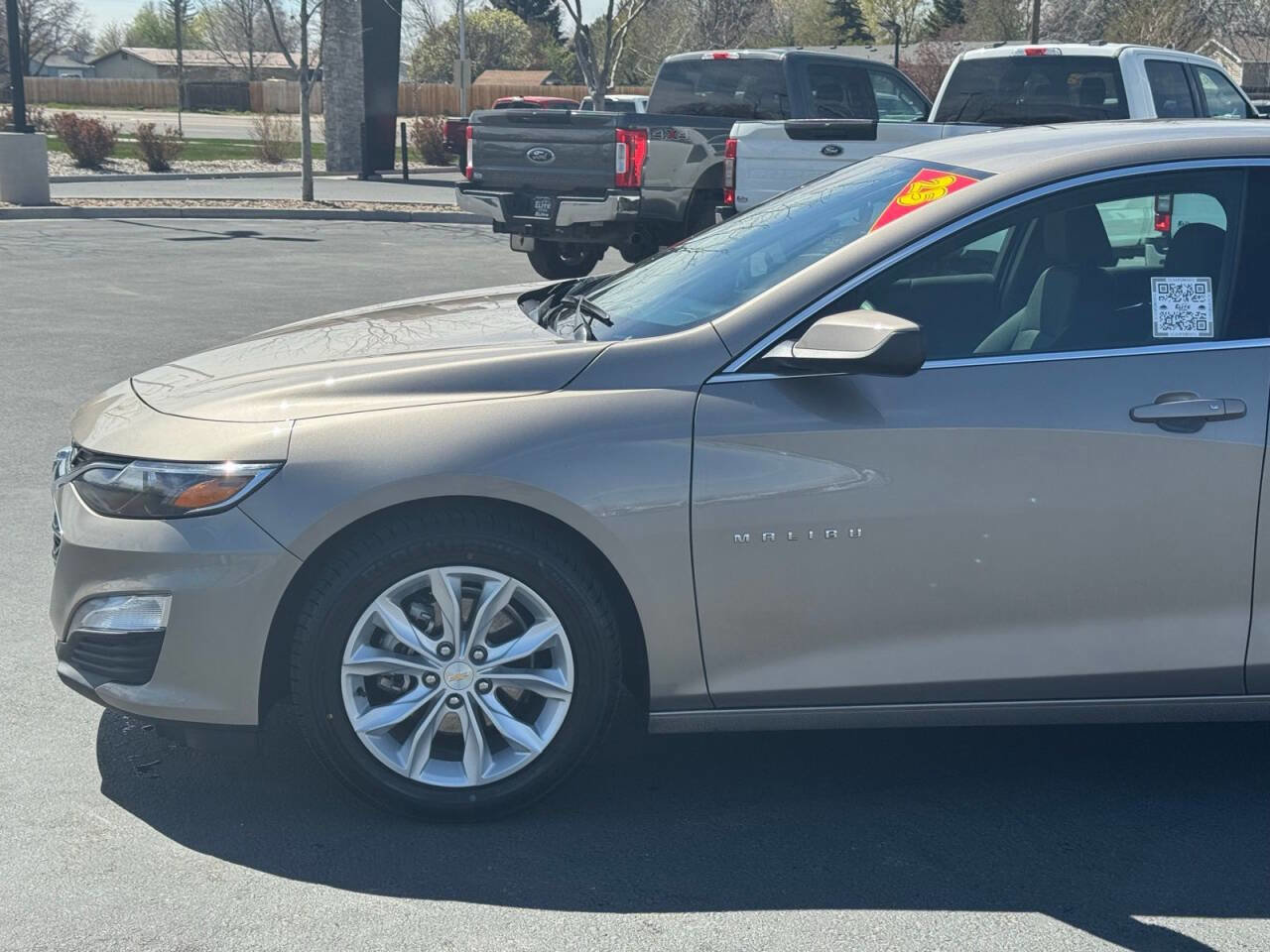 Used 2025 Chevrolet Malibu LT FWD image 11