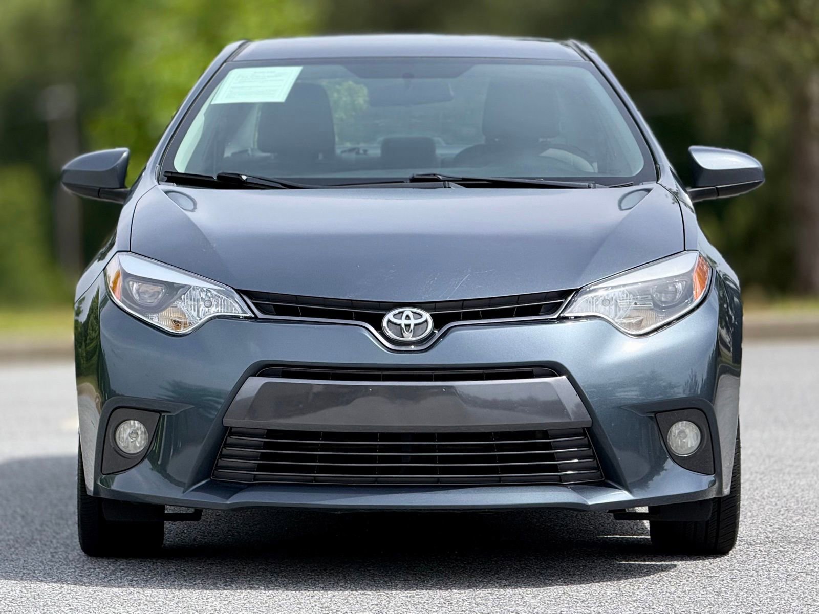 Used 2015 Toyota Corolla LE FWD image 3