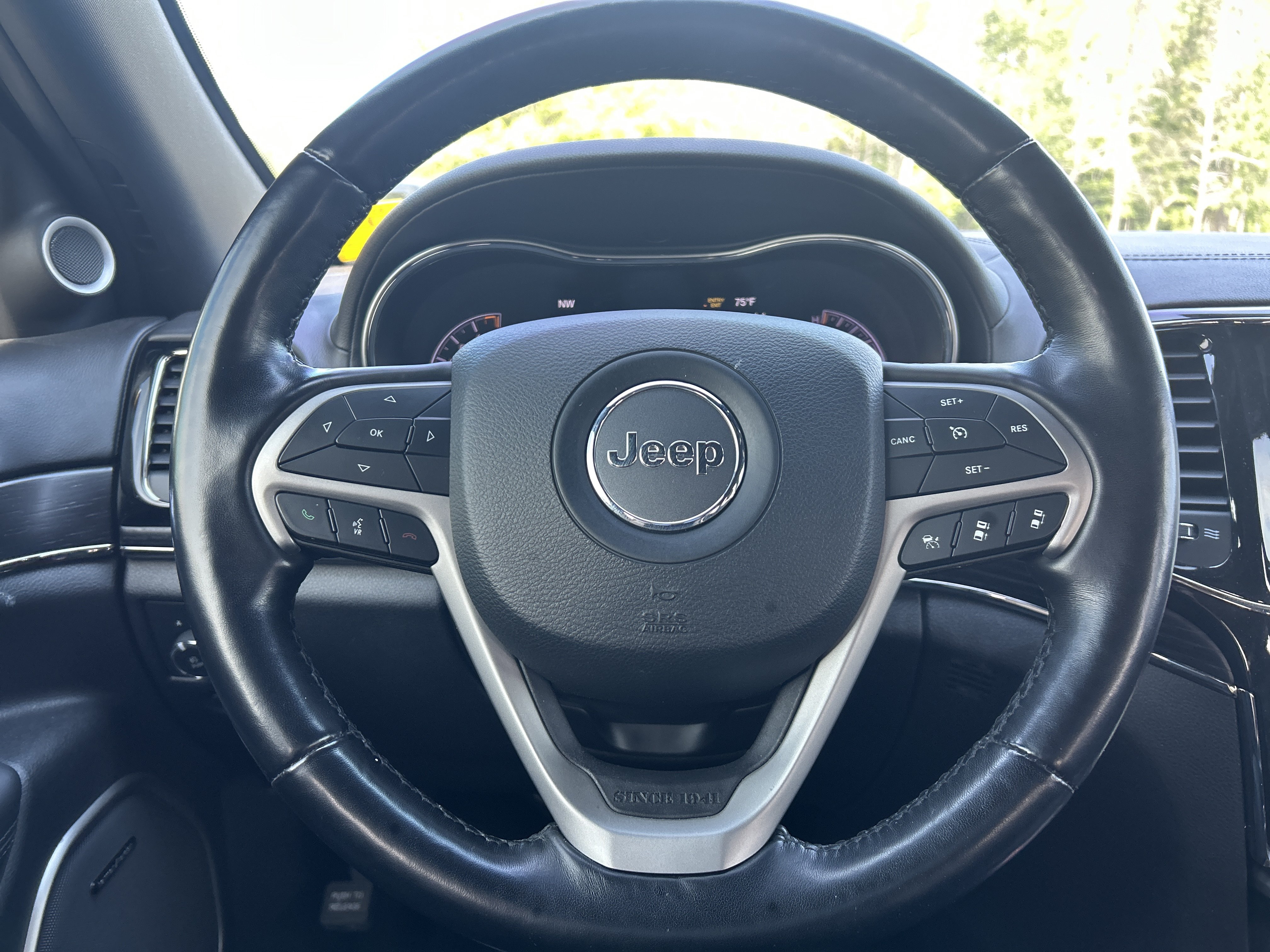 Used 2021 Jeep Grand Cherokee High Altitude AWD/4WD image 12