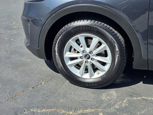 Used 2020 Kia Sorento LX FWD image 5
