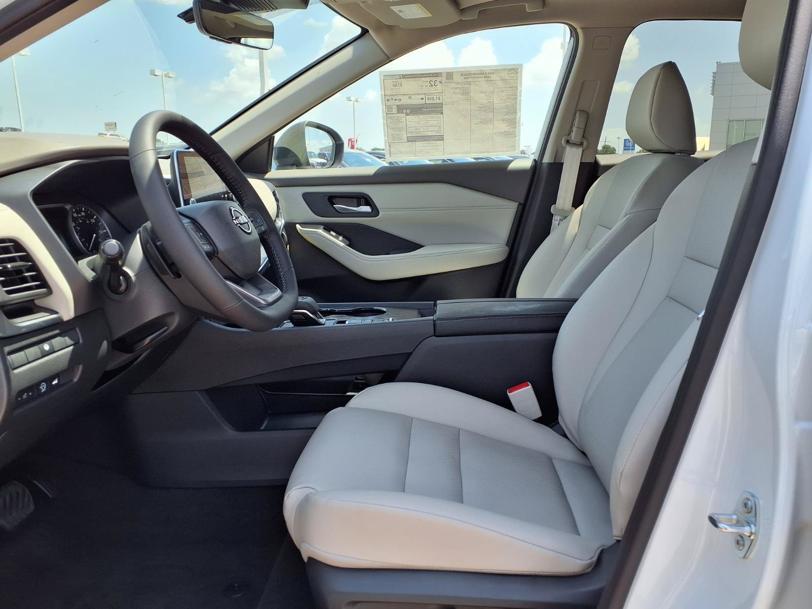 New 2026 Nissan Rogue Dark Armor FWD image 12