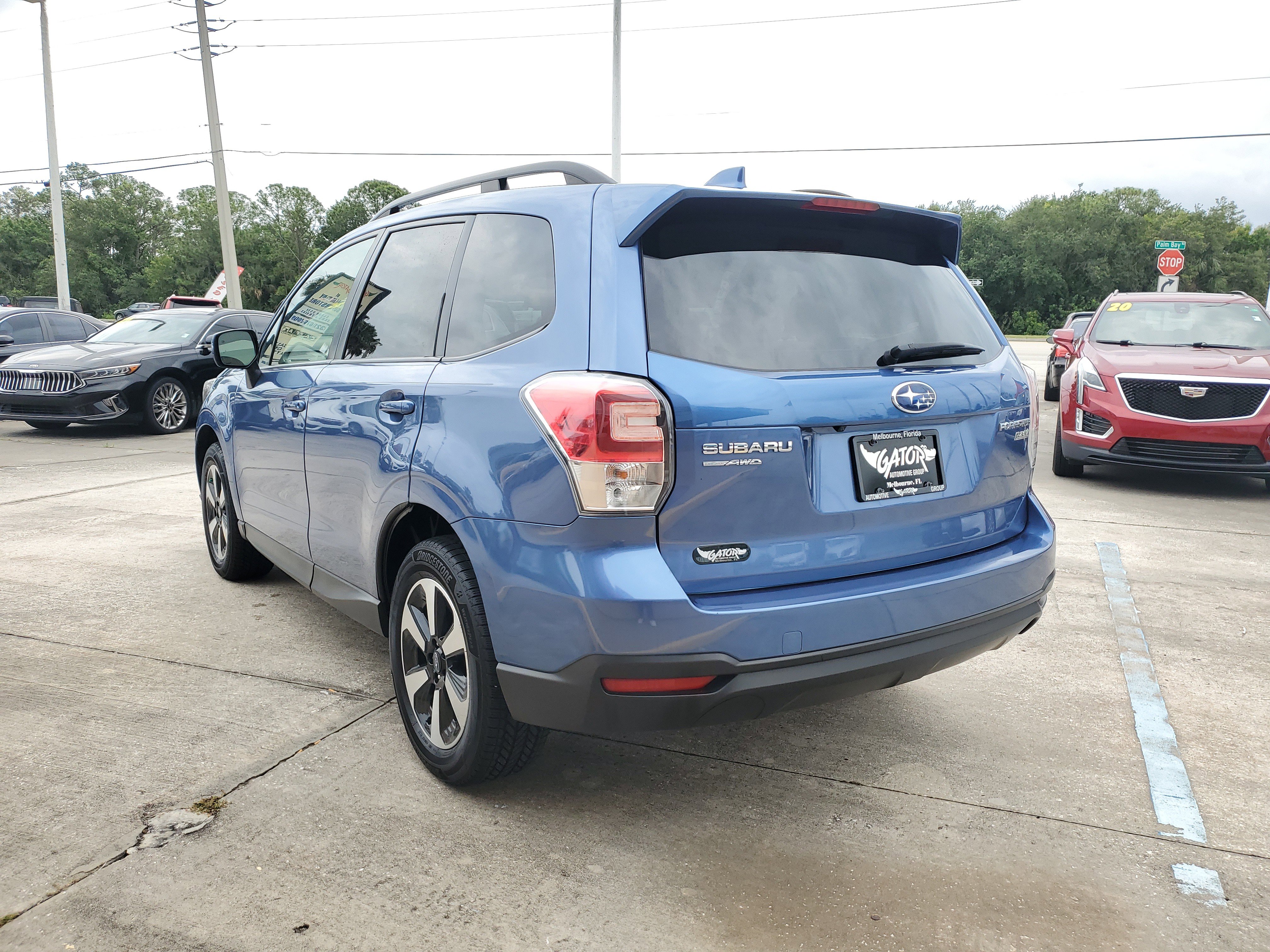 Used 2017 Subaru Forester 2.5i Premium AWD/4WD image 3