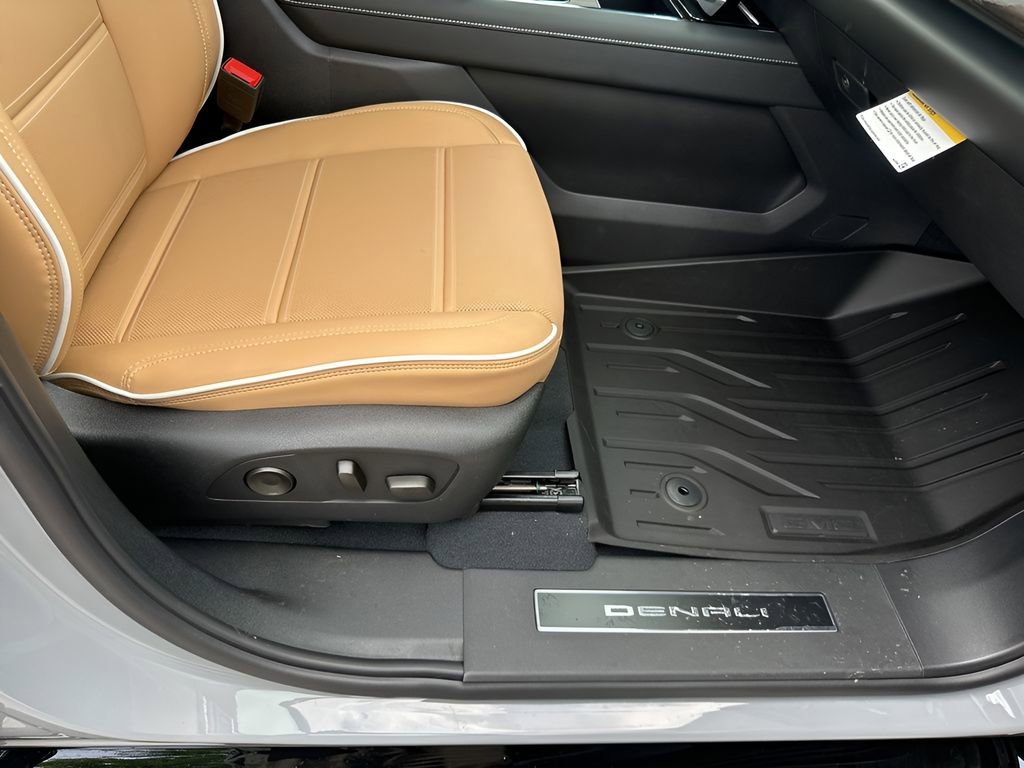 New 2025 GMC Sierra EV Denali image 14