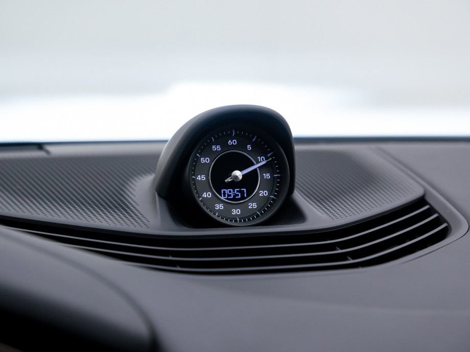 Used 2021 Porsche Taycan Turbo S image 21