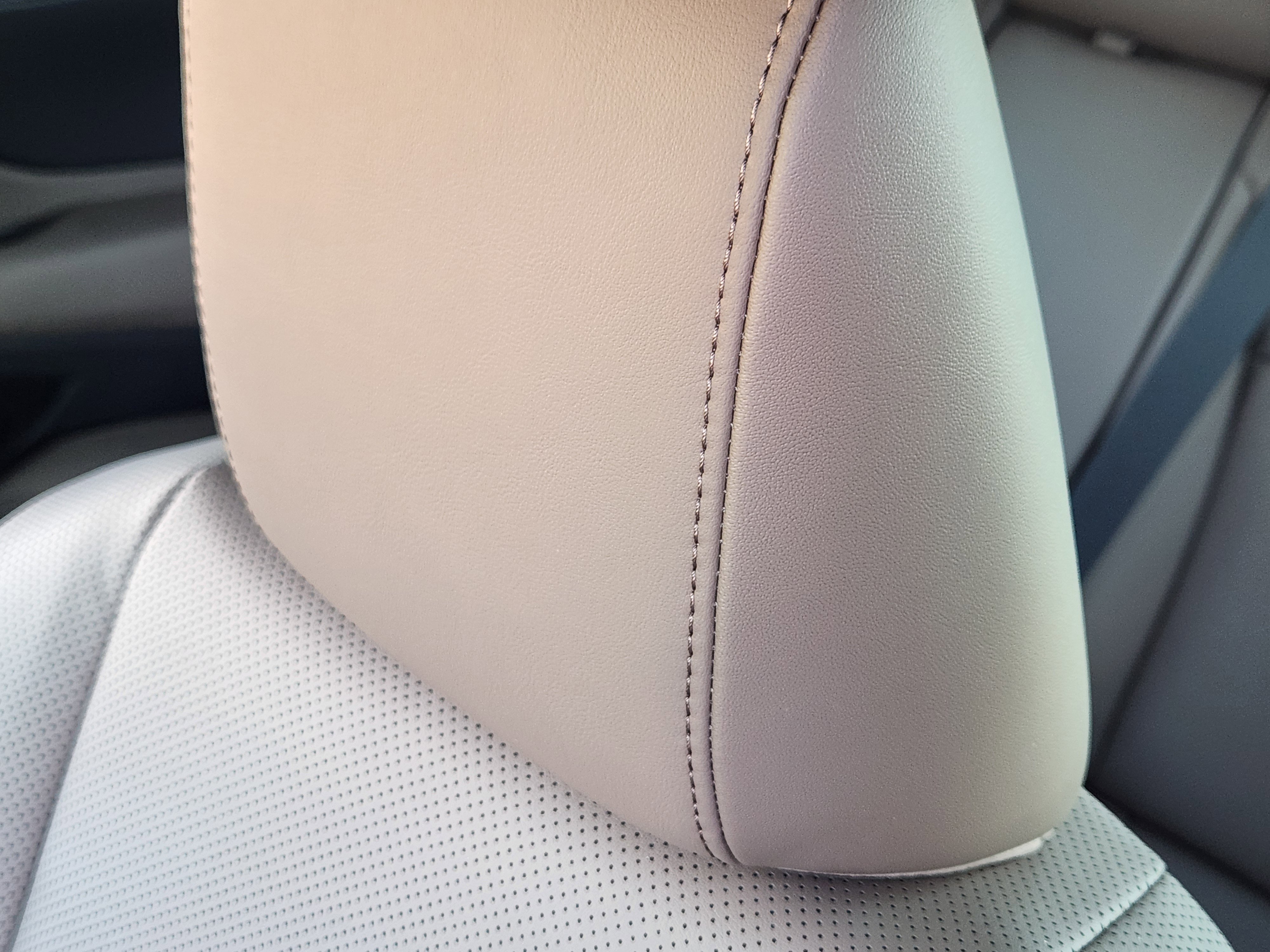 New 2025 Lexus ES 350 w/ Premium Package image 11