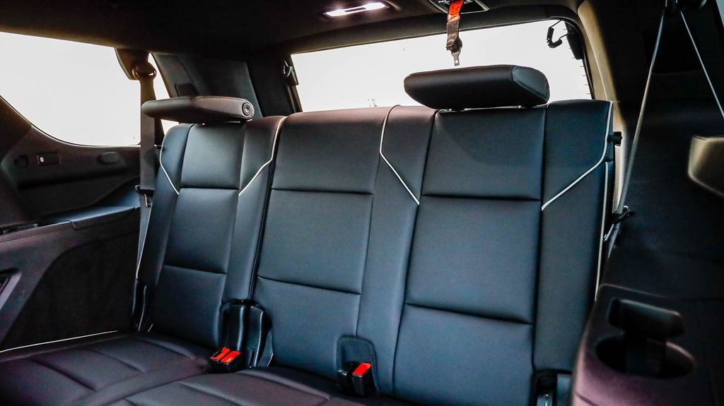 Used 2024 Cadillac Escalade Sport w/ Touring Package image 21