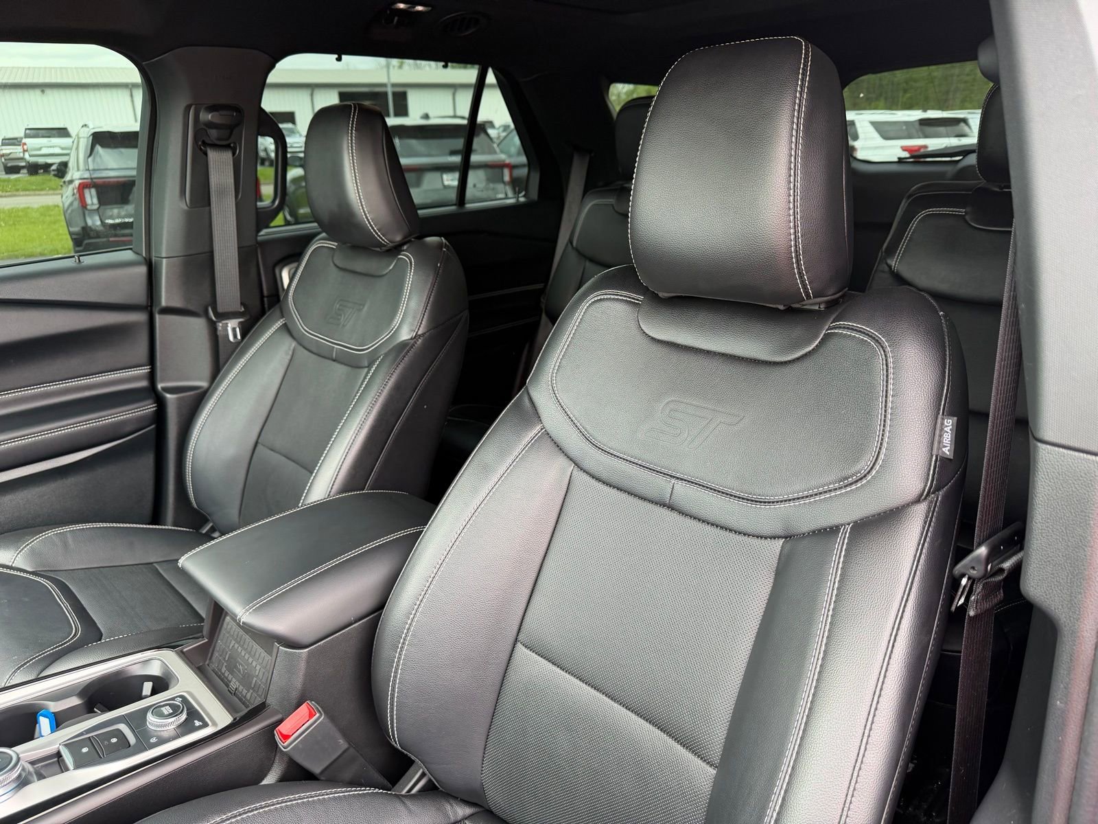 Used 2024 Ford Explorer ST w/ Equipment Group 401A image 12