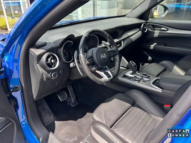 Used 2022 Alfa Romeo Stelvio Veloce image 12