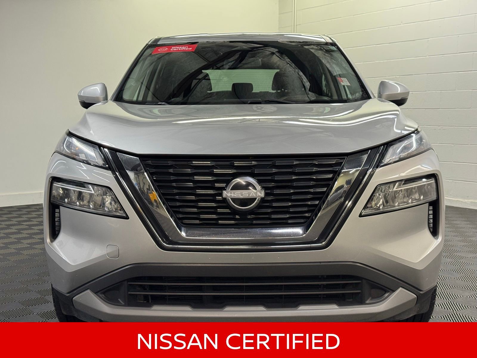 Certified 2023 Nissan Rogue SV image 9