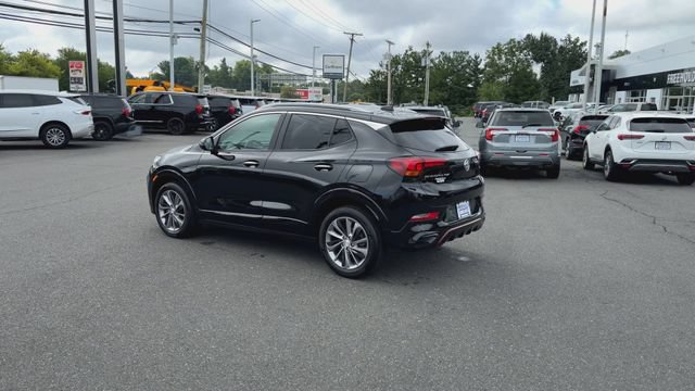 Used 2023 Buick Encore GX Select w/ Sport Touring Package FWD image 6