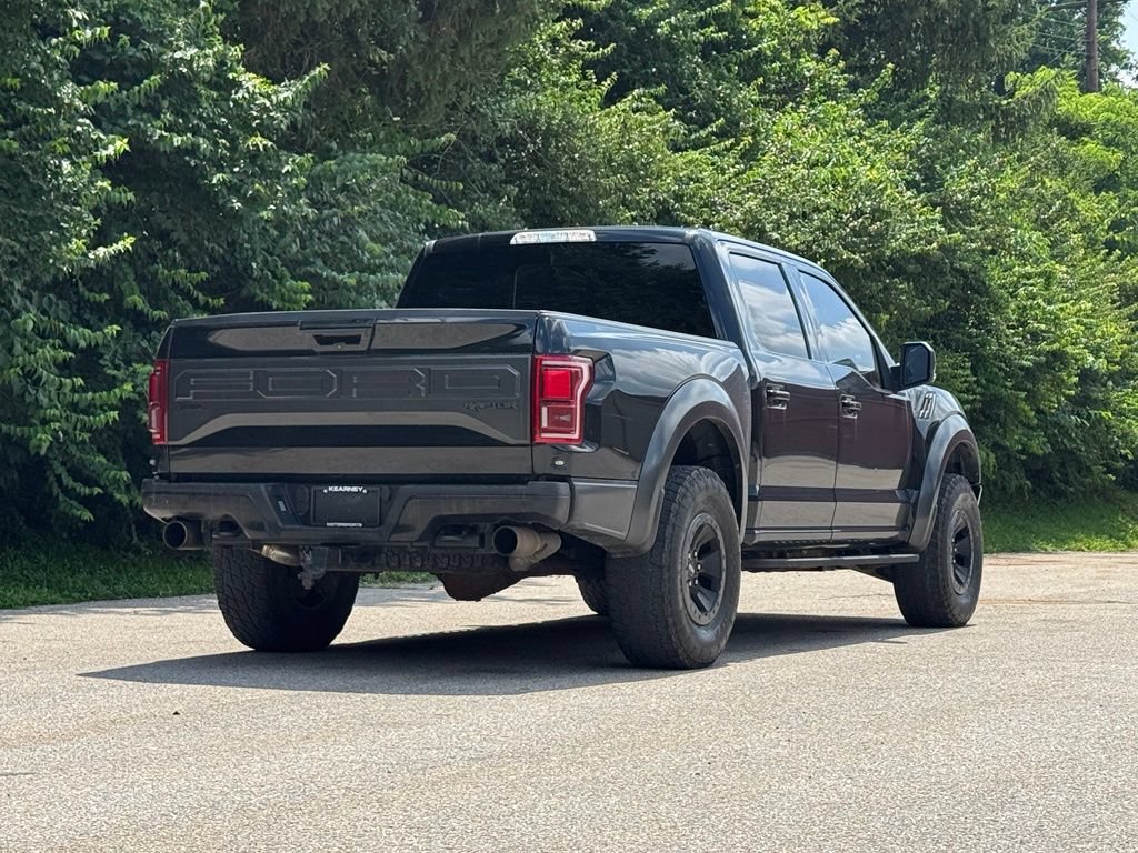 Used 2017 Ford F150 Raptor w/ Equipment Group 802A Luxury AWD/4WD image 4
