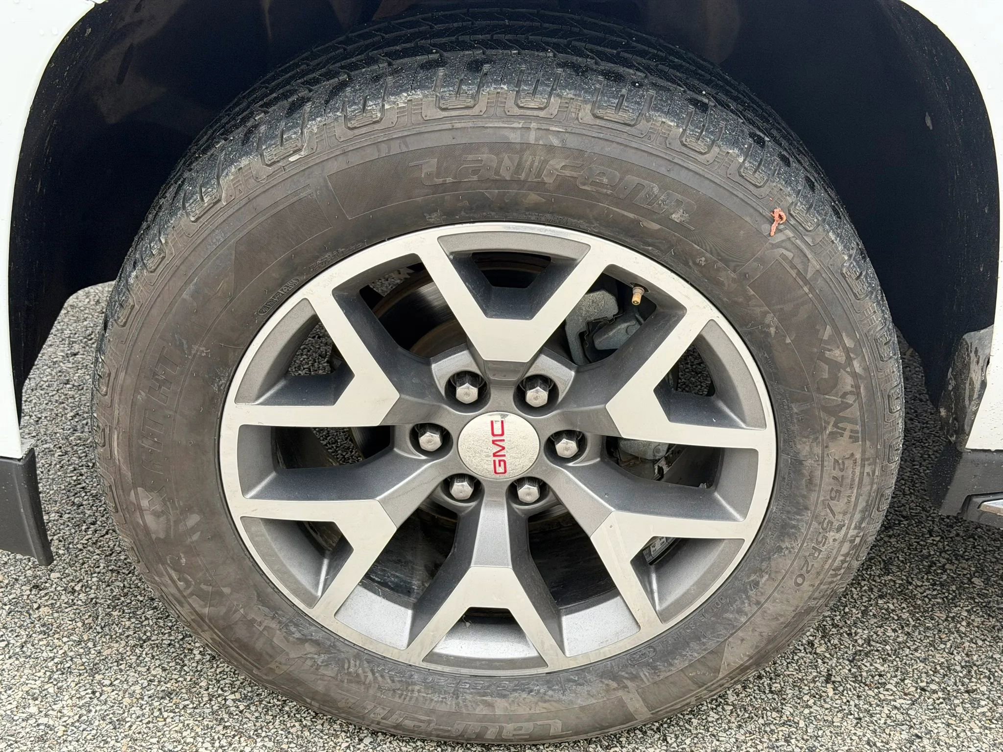 Used 2016 GMC Yukon XL SLT w/ HD Trailering Package image 12