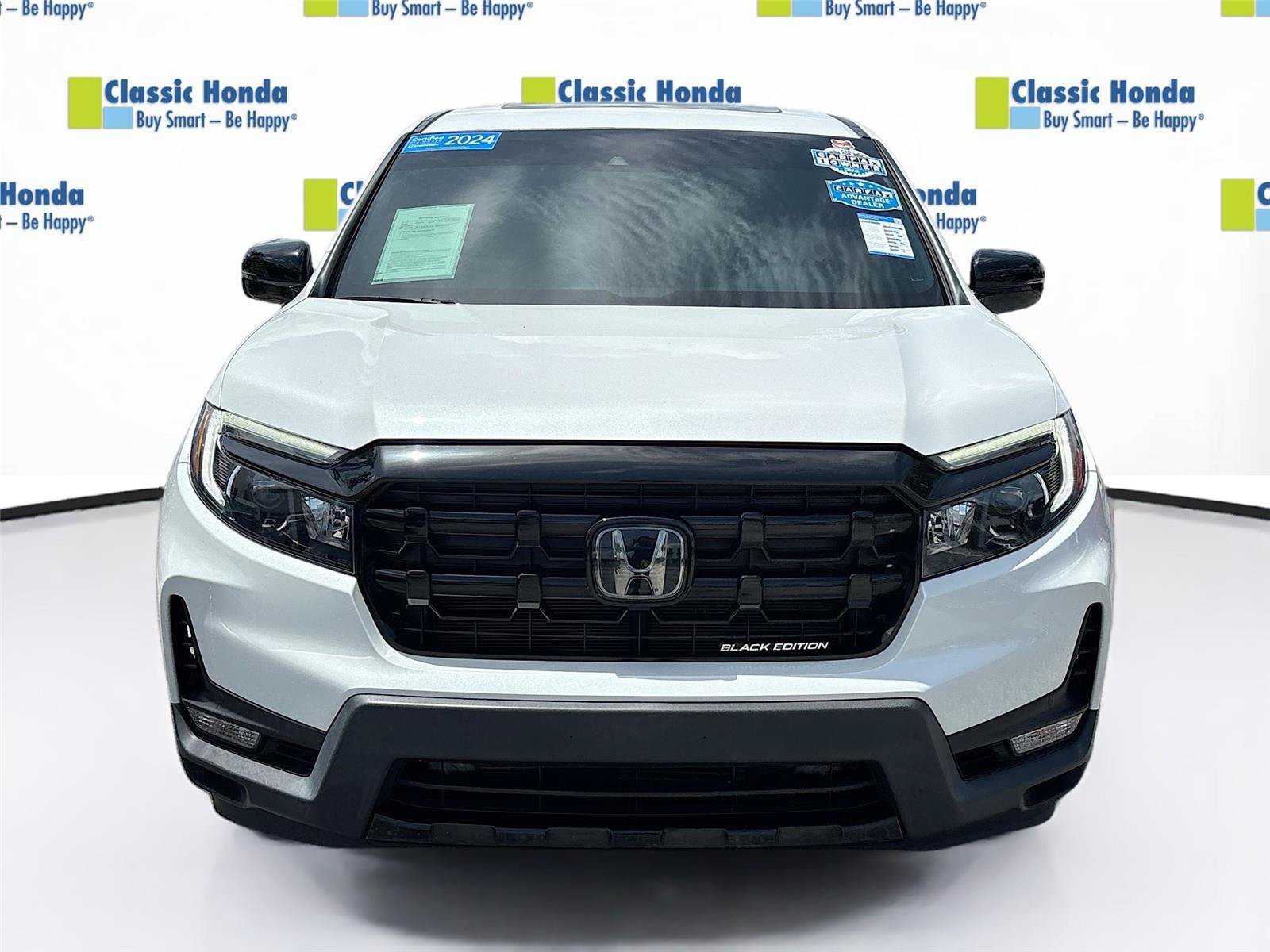 Certified 2024 Honda Ridgeline Black Edition image 2