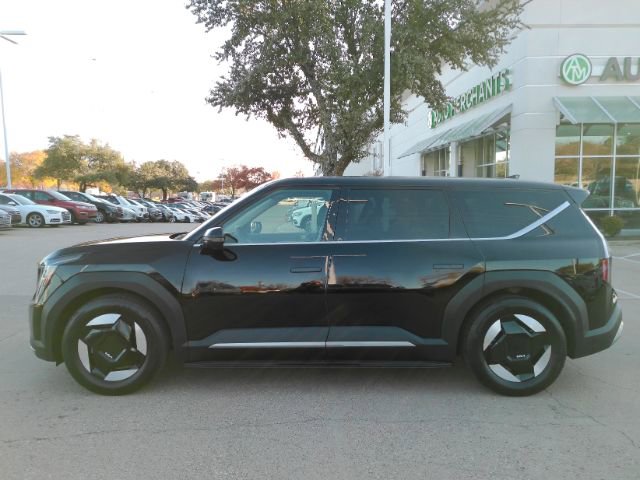 Used 2024 Kia EV9 Light image 12