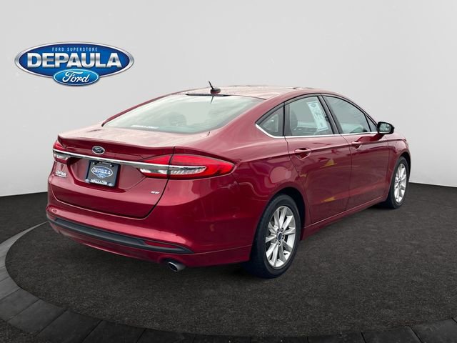 Used 2017 Ford Fusion SE image 7