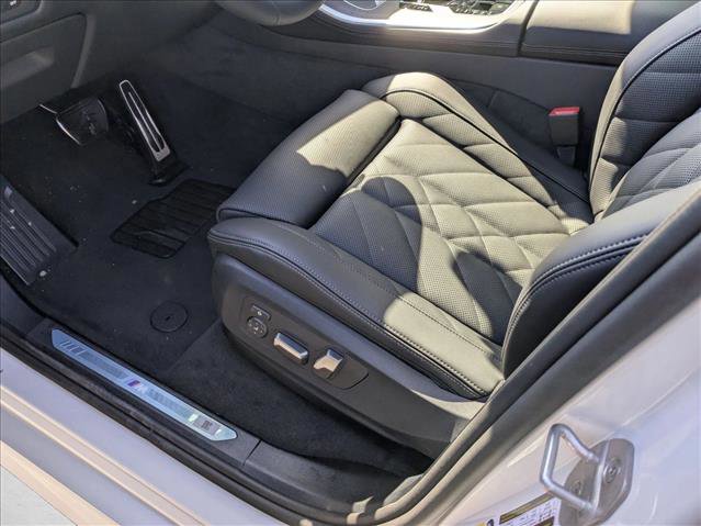 New 2026 BMW X5 xDrive50e image 8