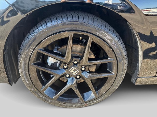Used 2025 Honda Civic Sport image 28
