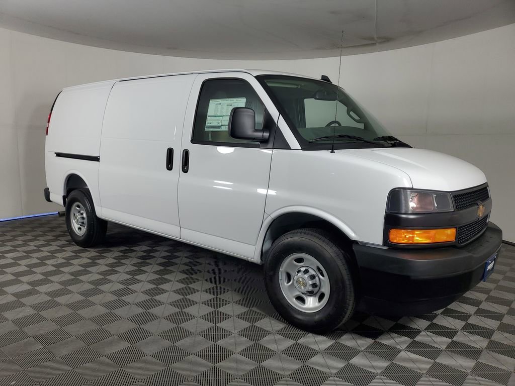 New 2026 Chevrolet Express 2500 w/ Driver Convenience Package image 3