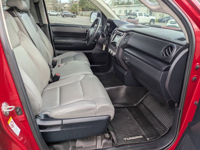 Used 2018 Toyota Tundra SR image 18