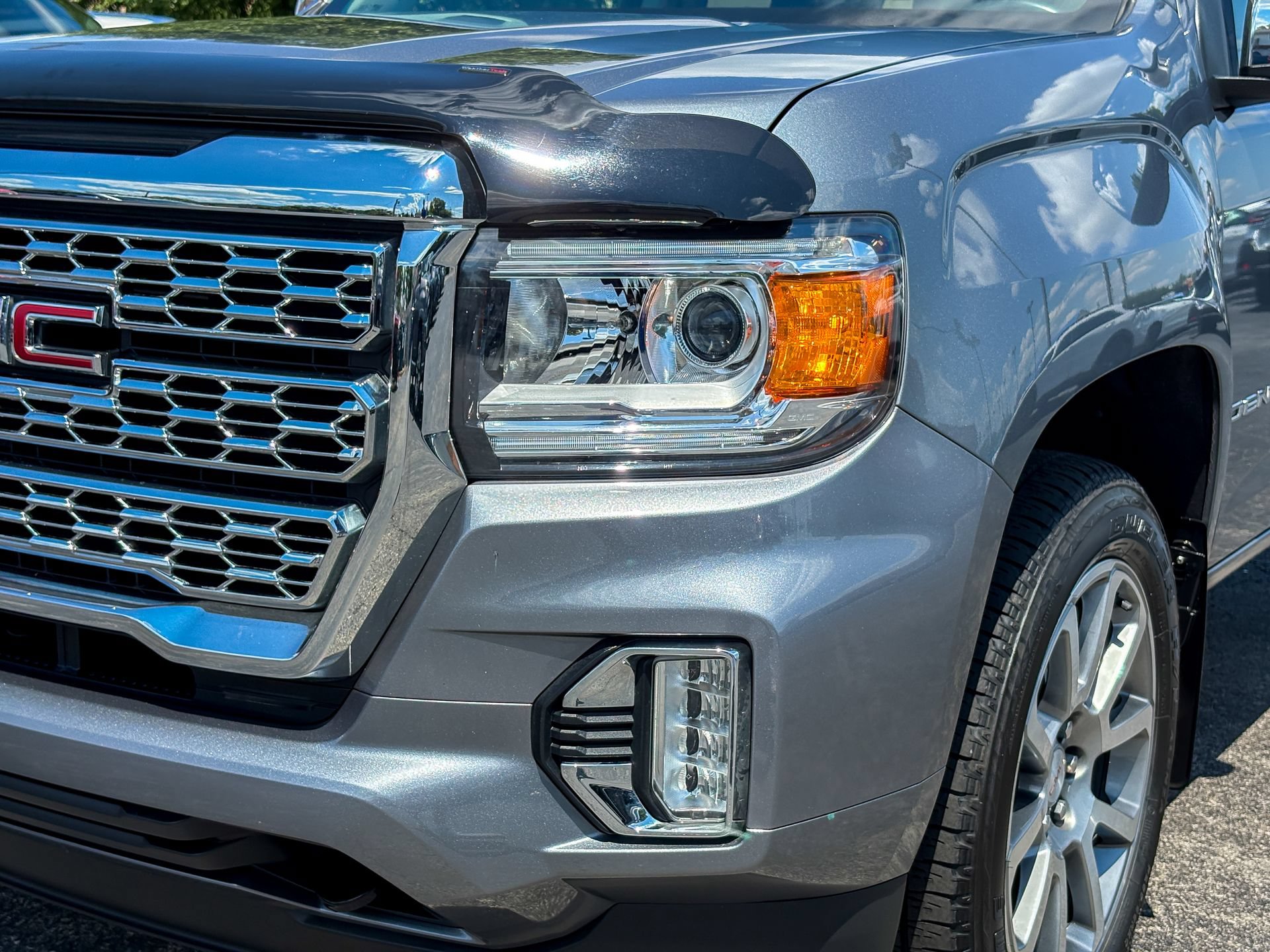 Used 2022 GMC Canyon Denali AWD/4WD image 6