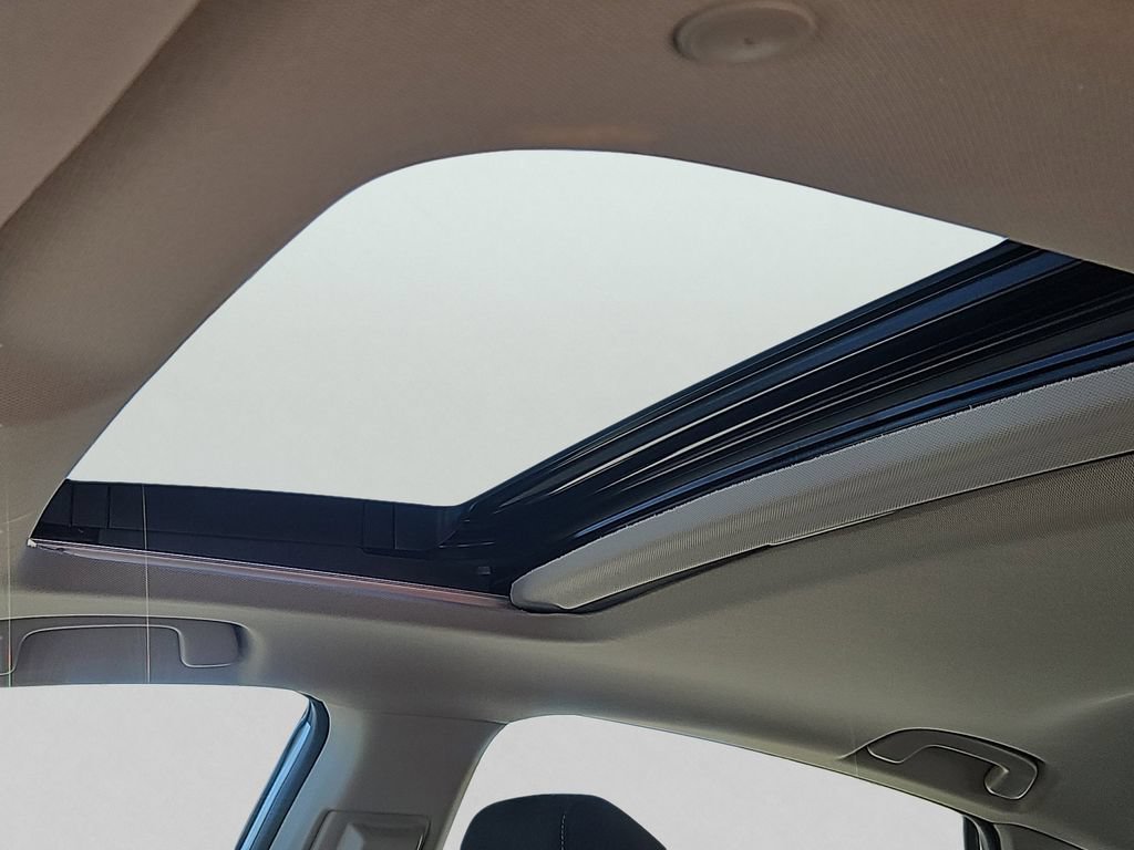 Certified 2023 Honda Accord EX image 12