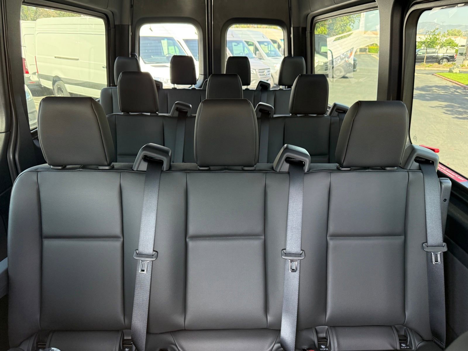 New 2025 Mercedes-Benz Sprinter 2500 image 32
