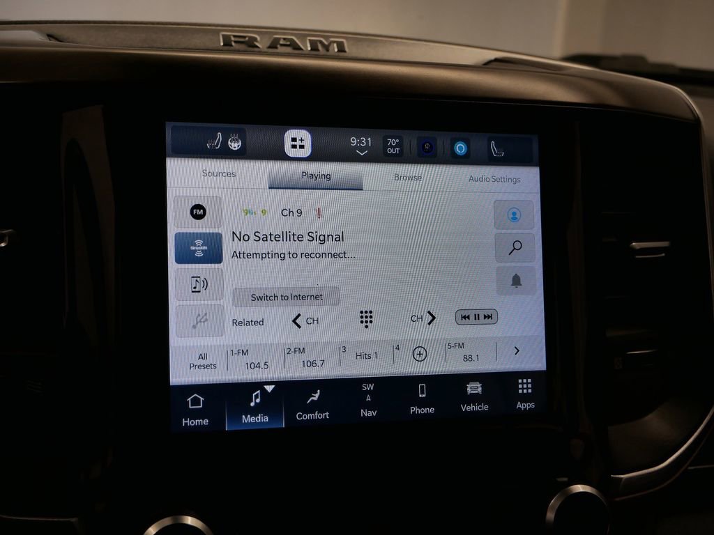 Certified 2022 RAM 1500 Laramie image 28