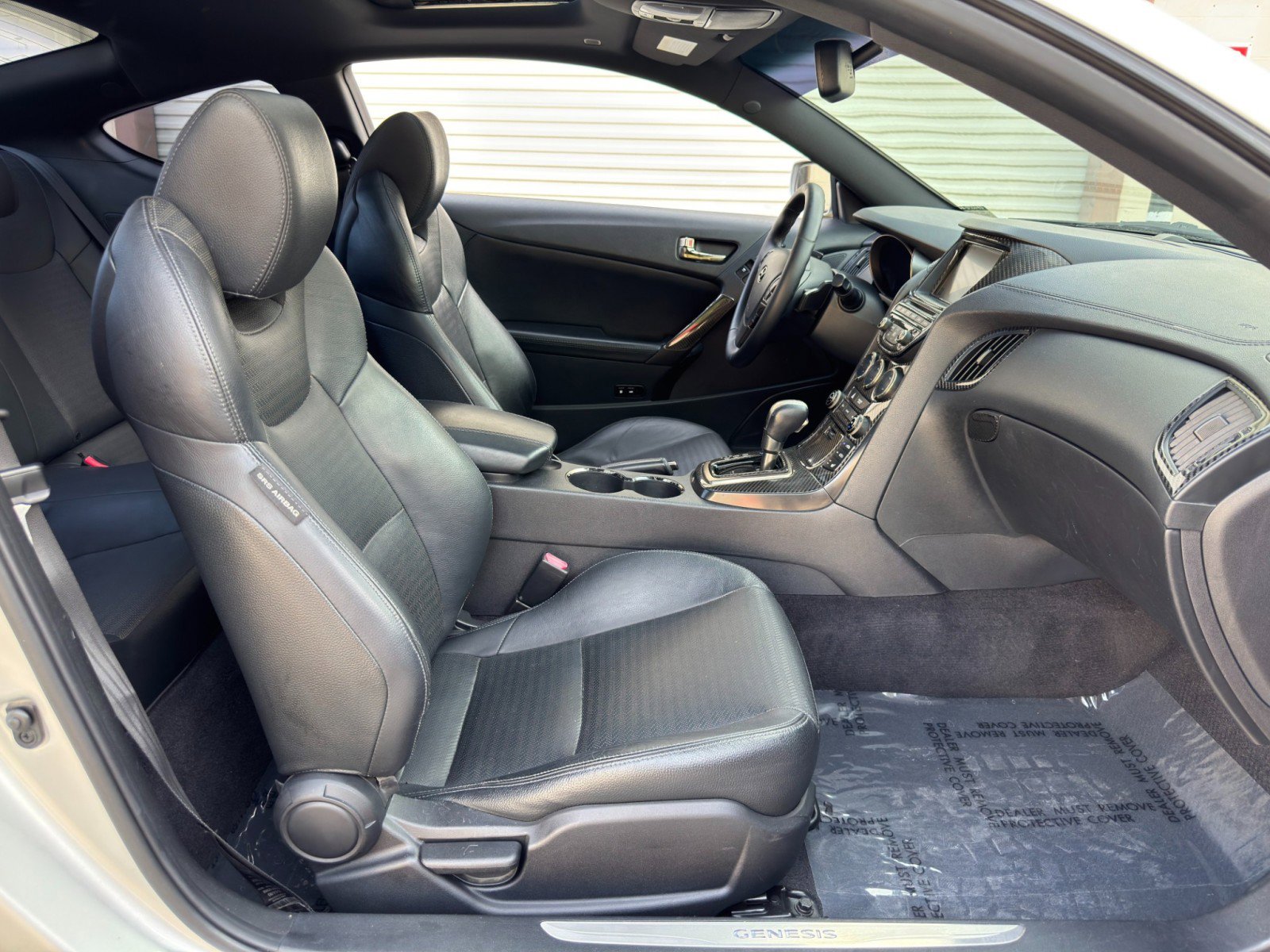 Used 2013 Hyundai Genesis 3.8 RWD image 14