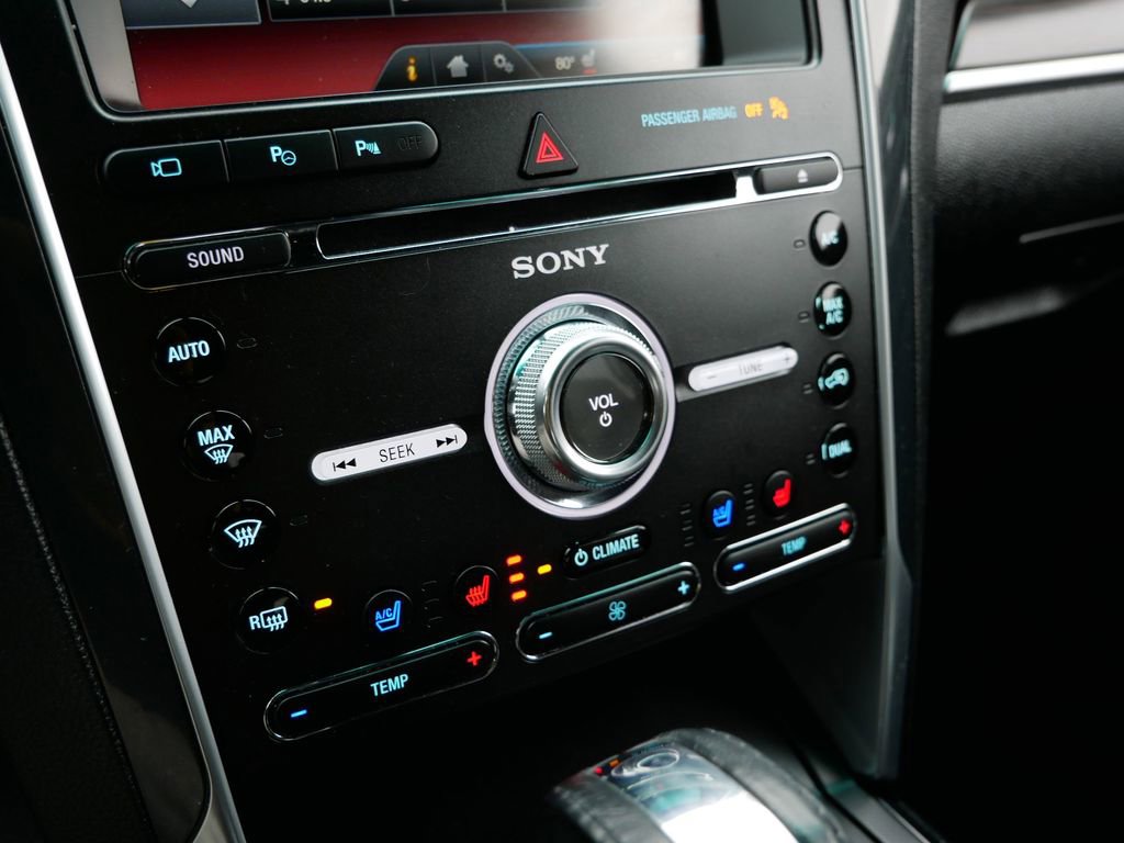 Used 2016 Ford Explorer Limited w/ Equipment Group 301A image 19