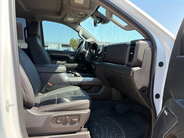 Used 2024 Chevrolet Silverado 2500 LTZ w/ LTZ Plus Package AWD/4WD image 24