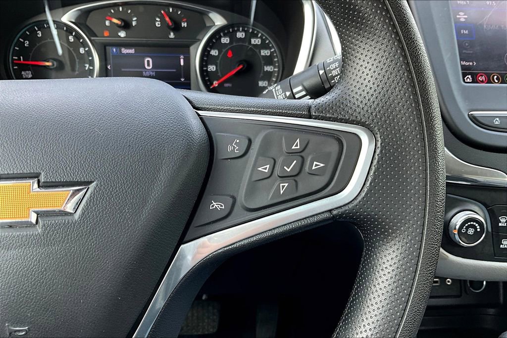 Used 2022 Chevrolet Equinox LS w/ LS Convenience Package image 29