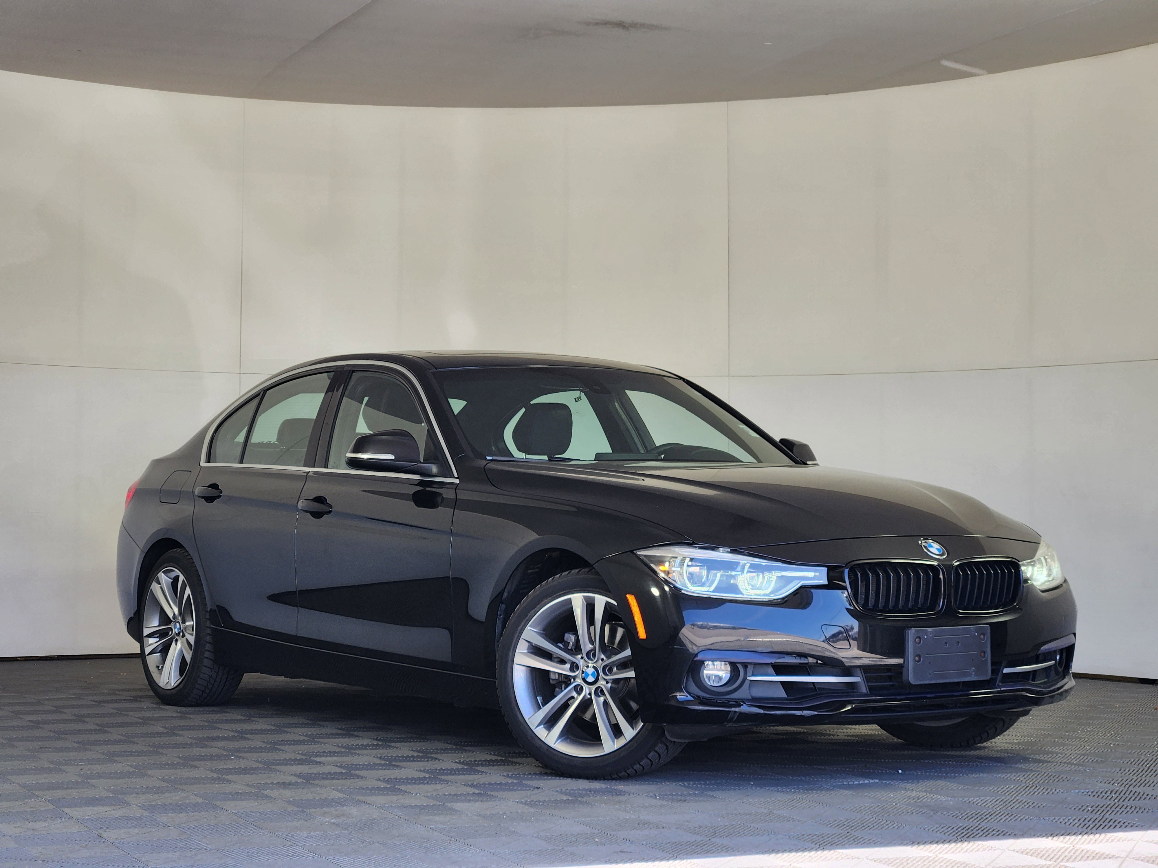 Used 2018 BMW 330i xDrive Sedan AWD/4WD video 1